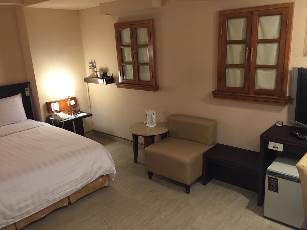 Goodness Hotel Kaohsiung Dış mekan fotoğraf