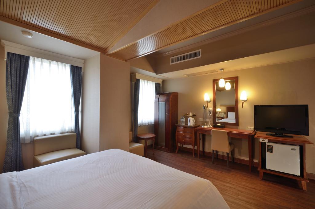 Goodness Hotel Kaohsiung Dış mekan fotoğraf