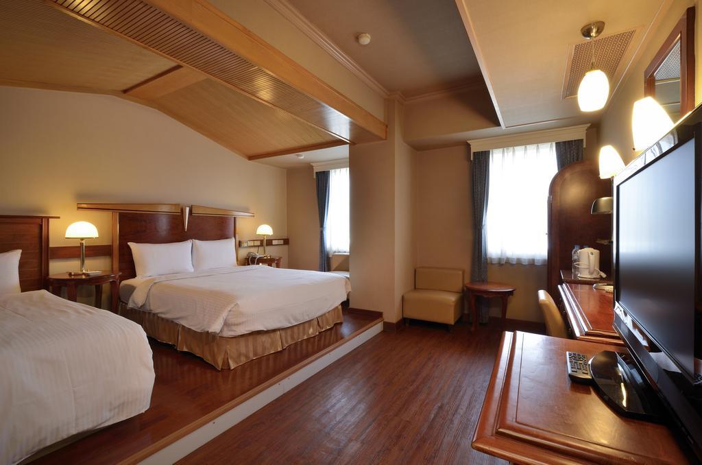 Goodness Hotel Kaohsiung Dış mekan fotoğraf