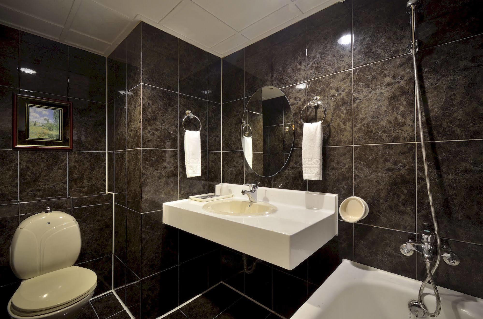 Goodness Hotel Kaohsiung Dış mekan fotoğraf